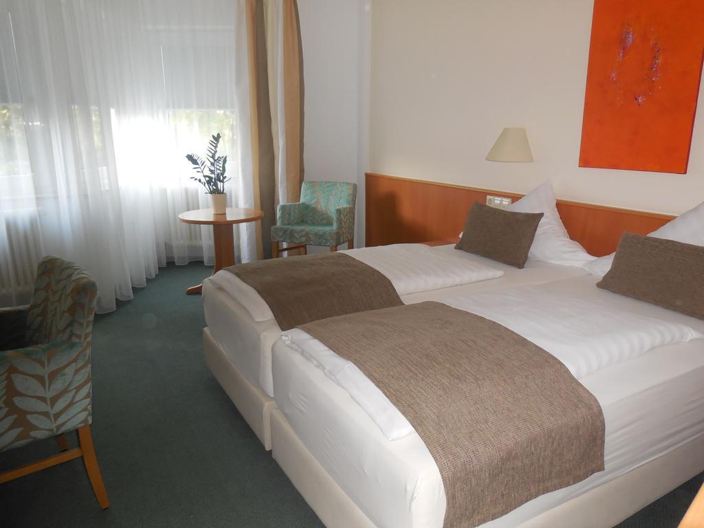 Hotel Schober Freiberg am Neckar Pokój zdjęcie